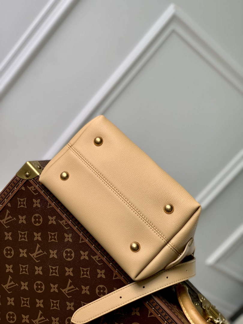 LV M25353 Louis Vuitton Low Key Hobo PM Bag Urban Yellow