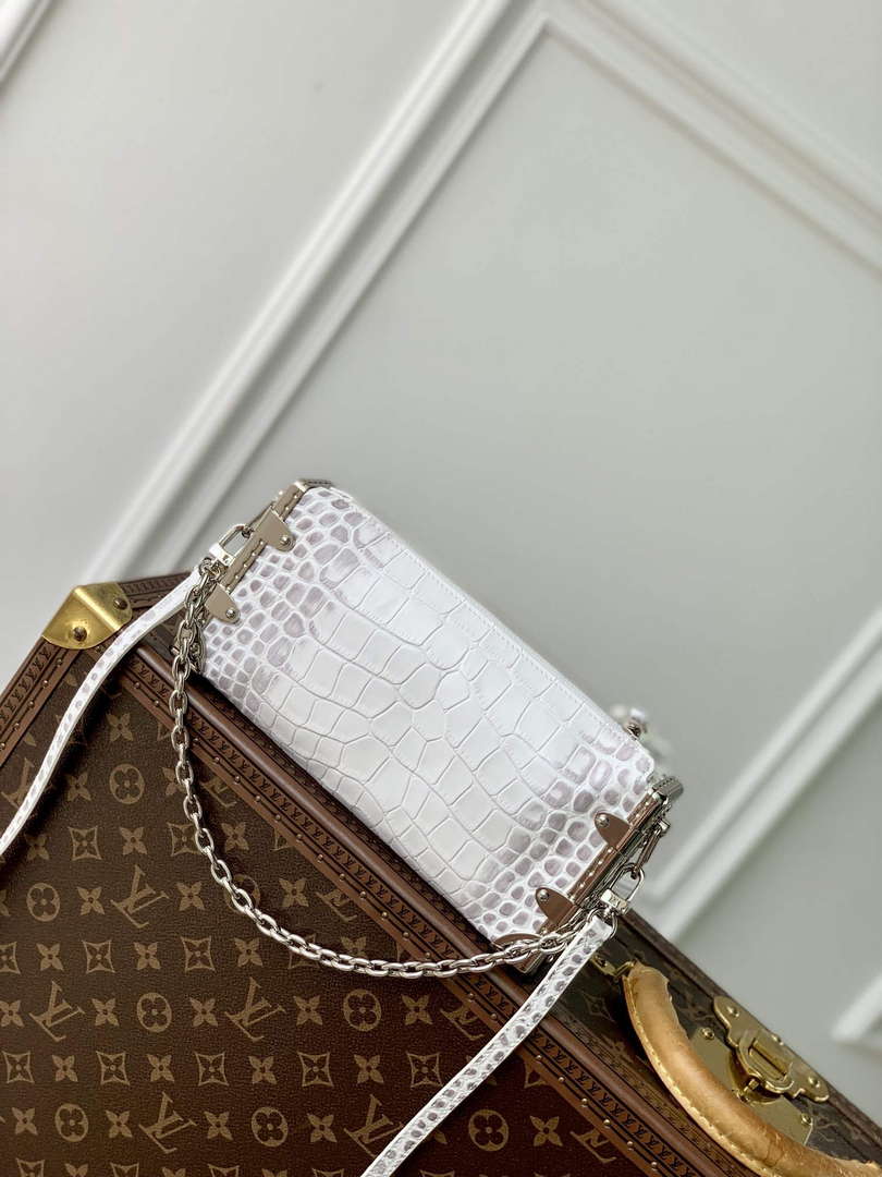 LV M25445 Louis Vuitton Slim Trunk Bag Crocodile Pattern White
