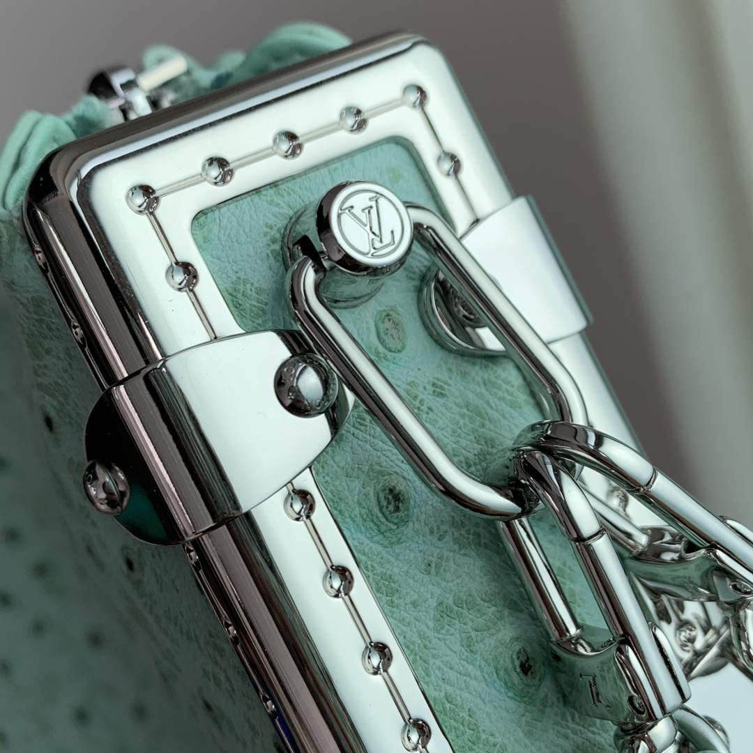 LV M25445 Louis Vuitton Slim Trunk Bag Ostrich Pattern Fruit green