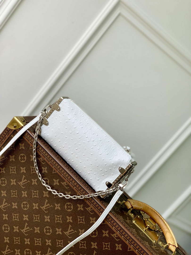 LV M25445 Louis Vuitton Slim Trunk Bag Ostrich Pattern White