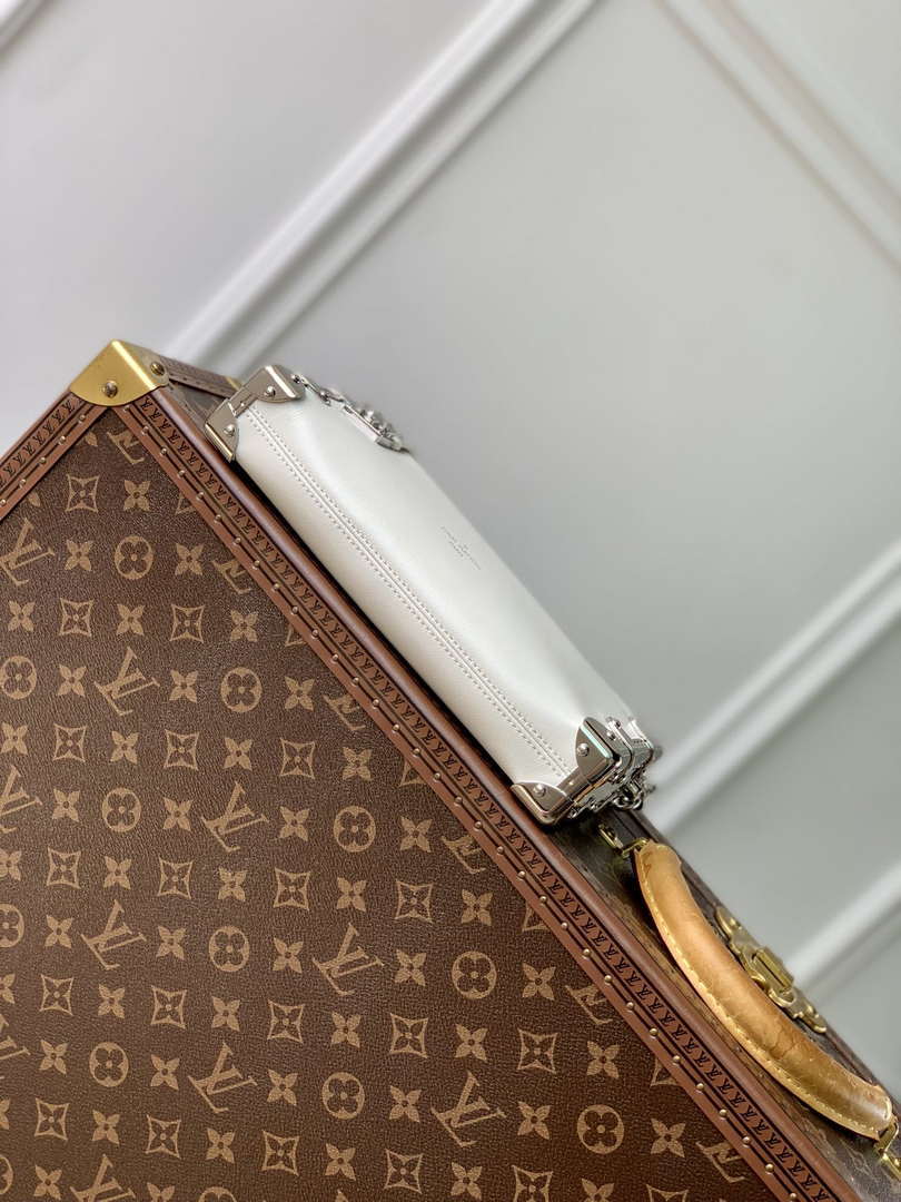 LV M25445 Louis Vuitton Slim Trunk Bag White - Default Title - View 3