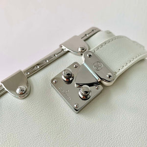 LV M25445 Louis Vuitton Slim Trunk Bag White - Default Title - View 4