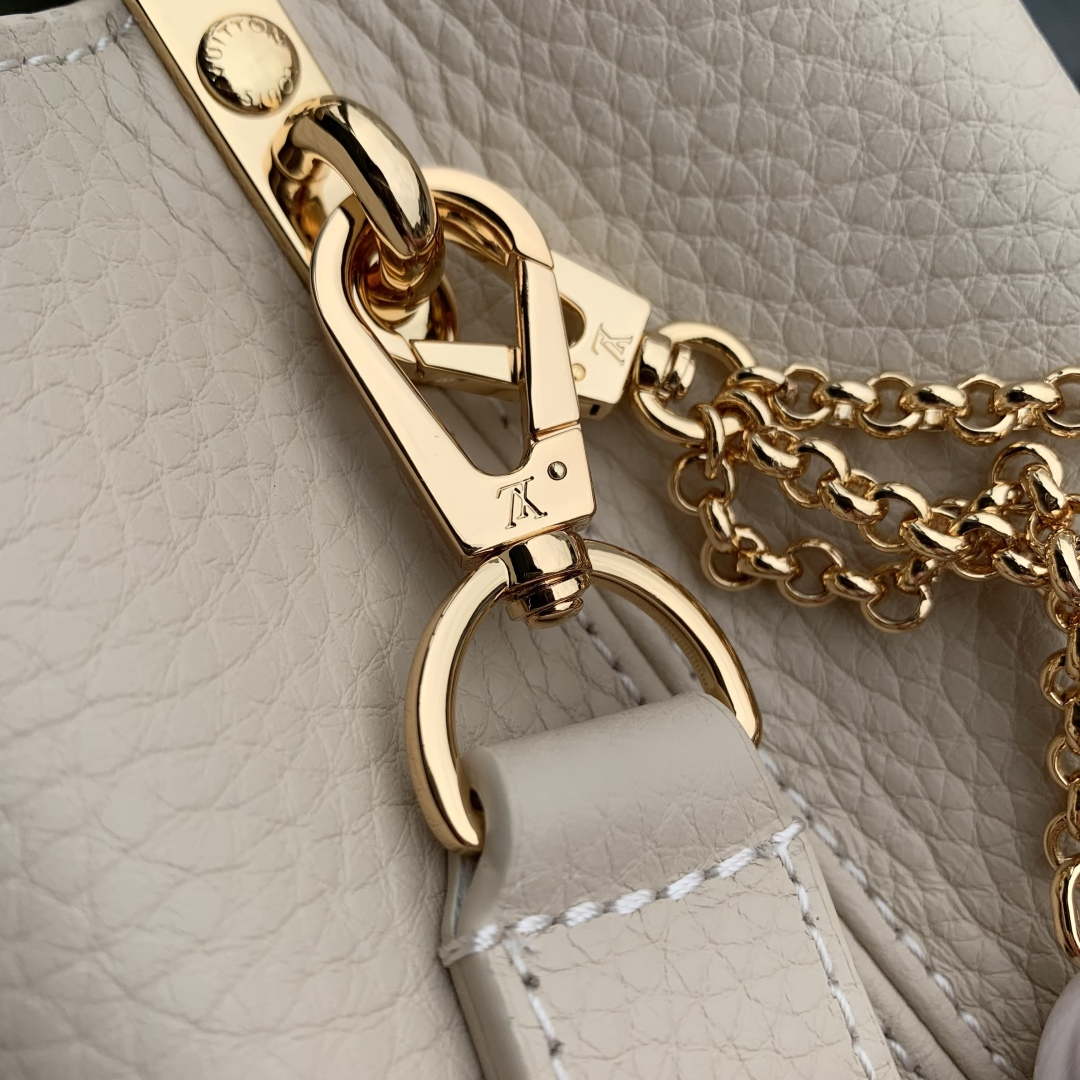 LV M25461 Louis Vuitton Capucines BB Bag Sable/Quartz Taurillon leather