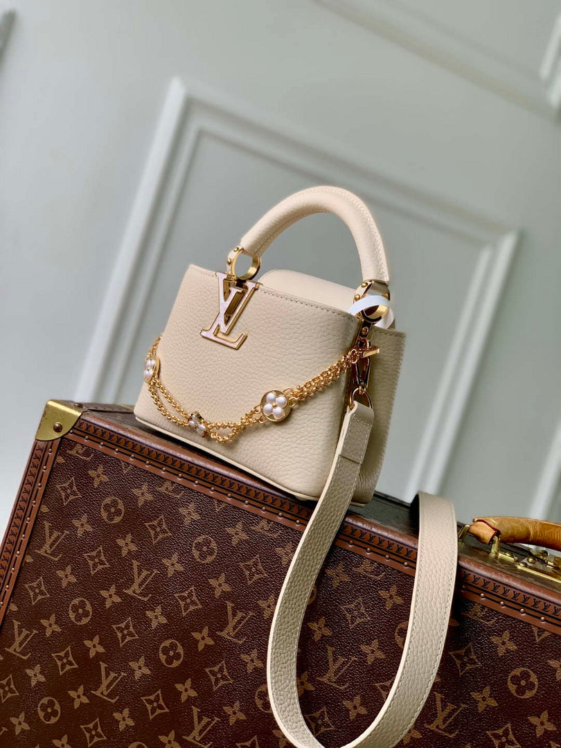 LV M25461 Louis Vuitton Capucines Mini Bag Sable/Quartz Taurillon leather
