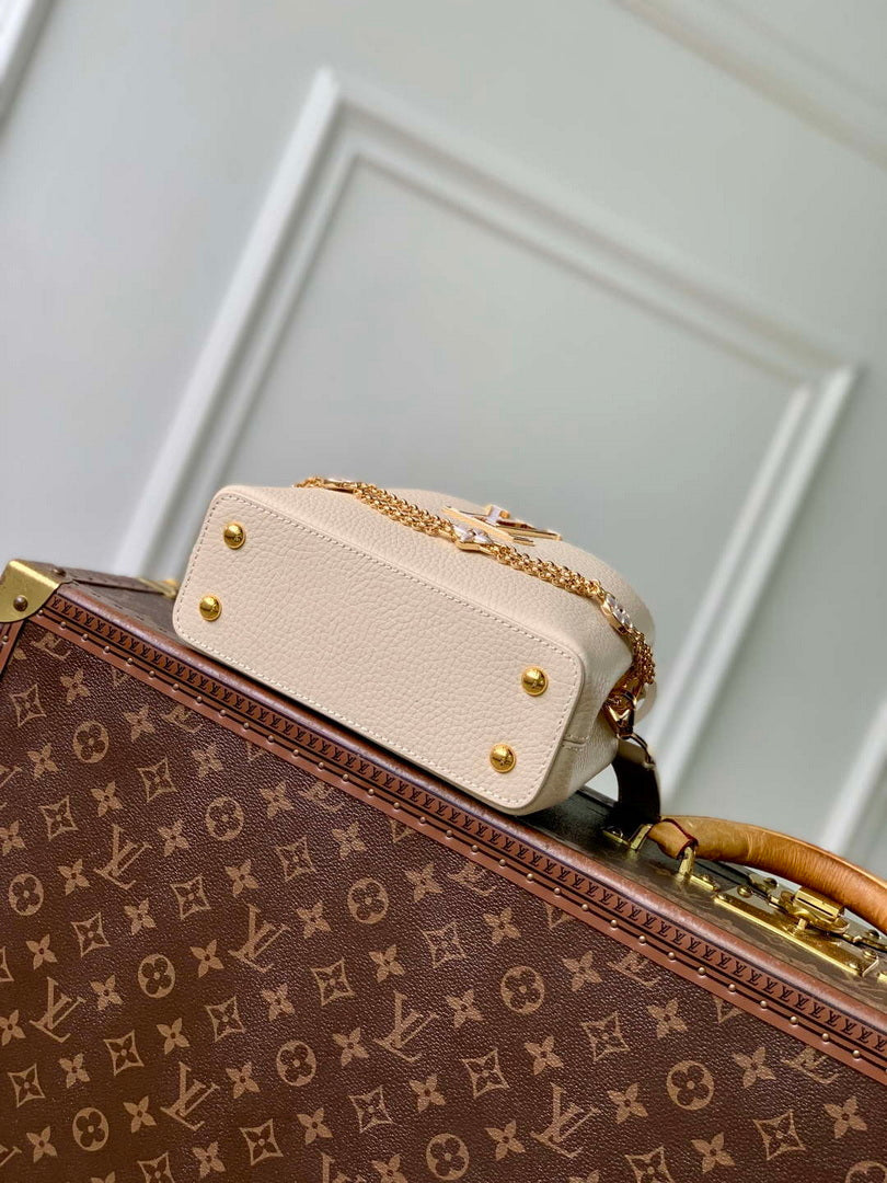LV M25461 Louis Vuitton Capucines Mini Bag Sable/Quartz Taurillon leather