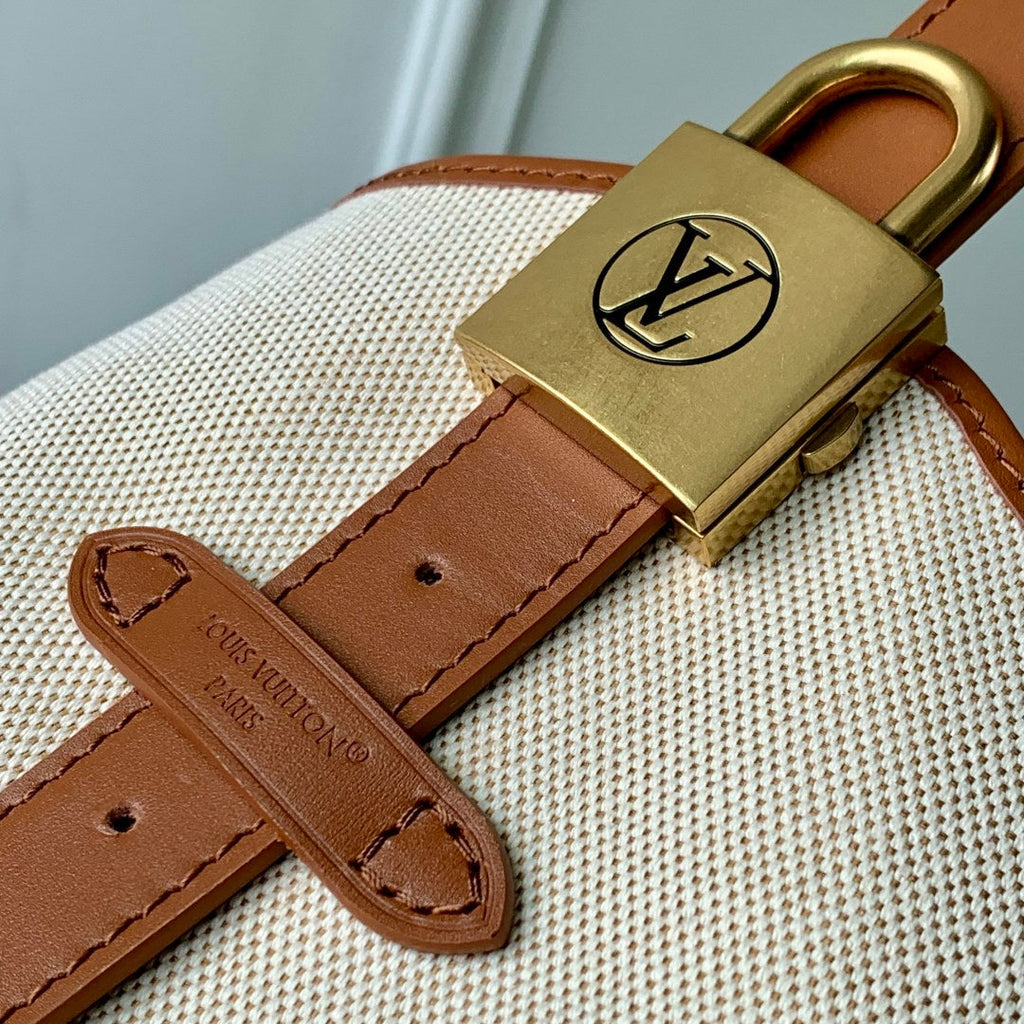 LV M25468 Louis Vuitton Low Key Hobo PM Bag Ecru/Cognac