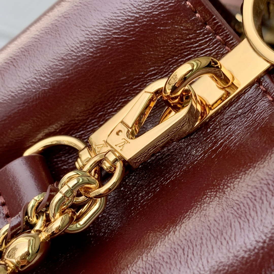 LV M25473 Louis Vuitton Capucines East-West BB Bag Grenat Red