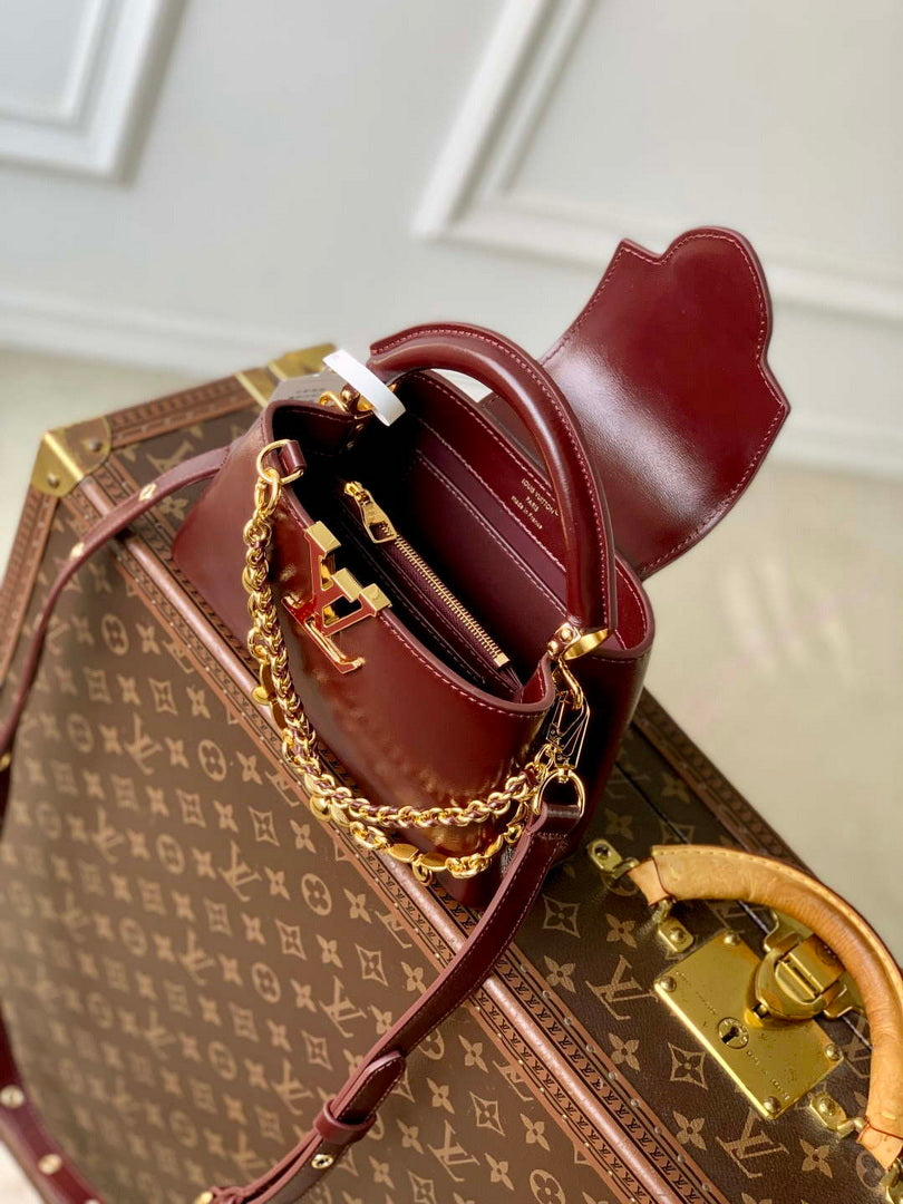 LV M25473 Louis Vuitton Capucines East-West Mini Bag Grenat Red