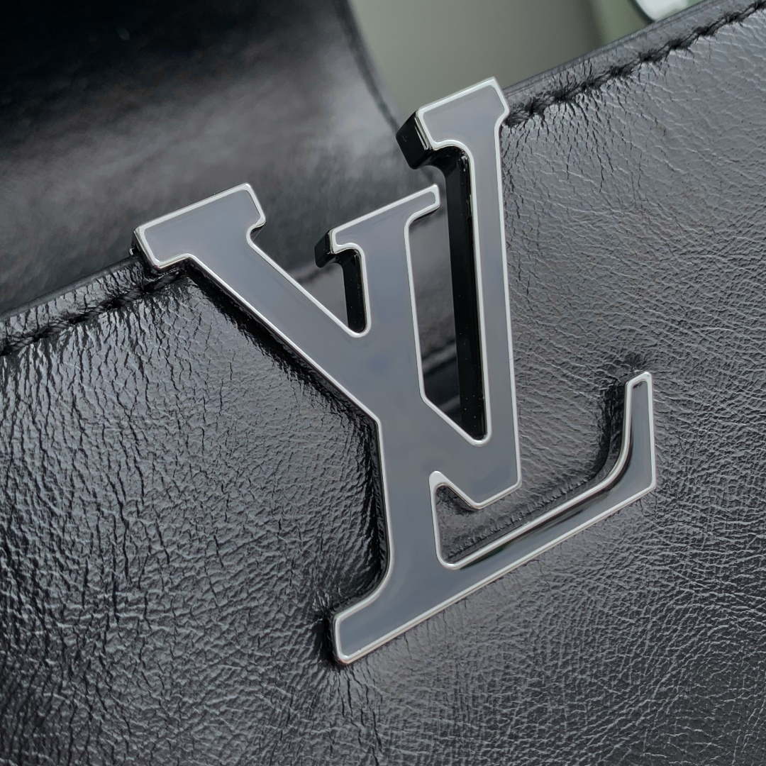 LV M25492 Louis Vuitton Capucines East-West BB Bag Black