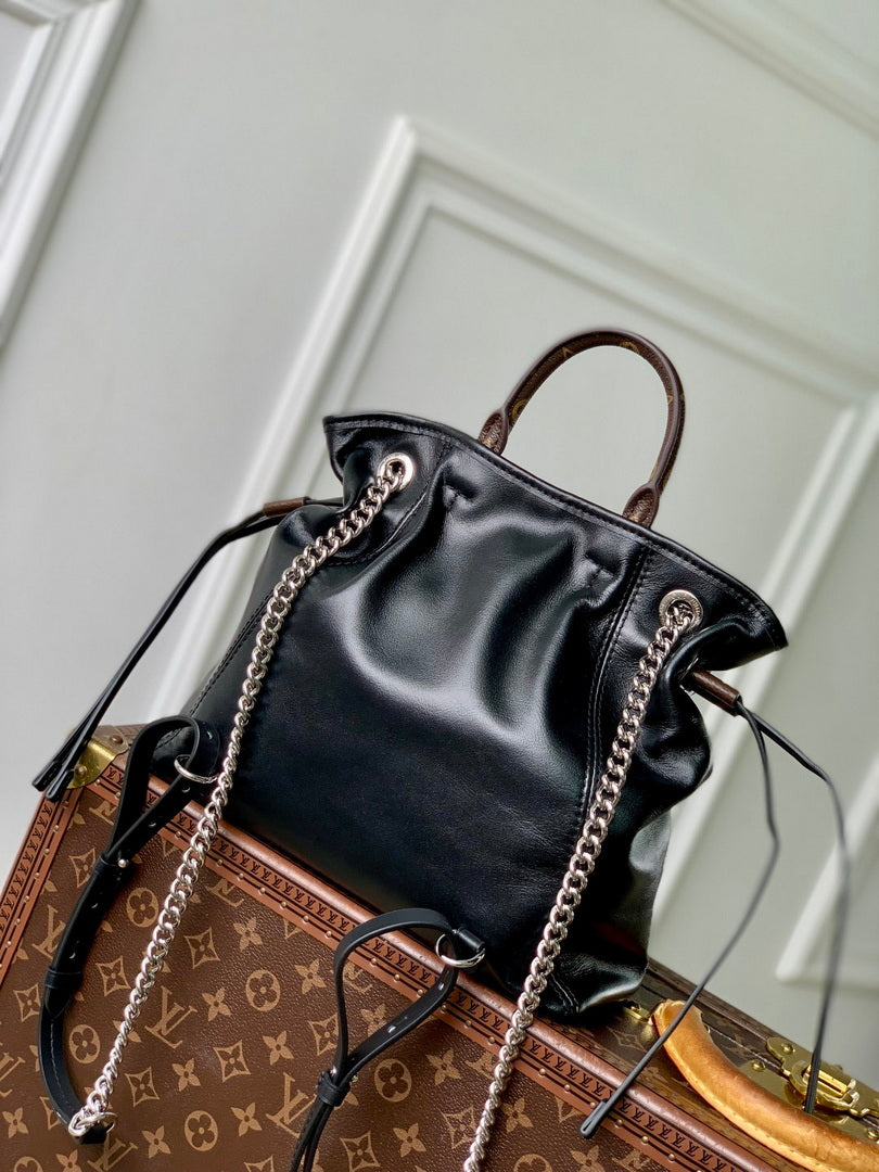 LV M25522 Louis Vuitton Off Duty Backpack Vibe Black