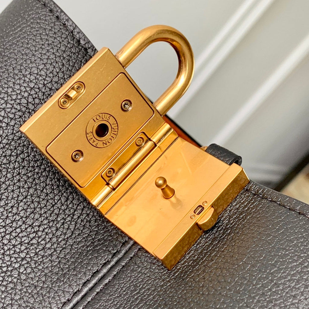 LV M25543 Louis Vuitton Low Key All In BB Bag Black