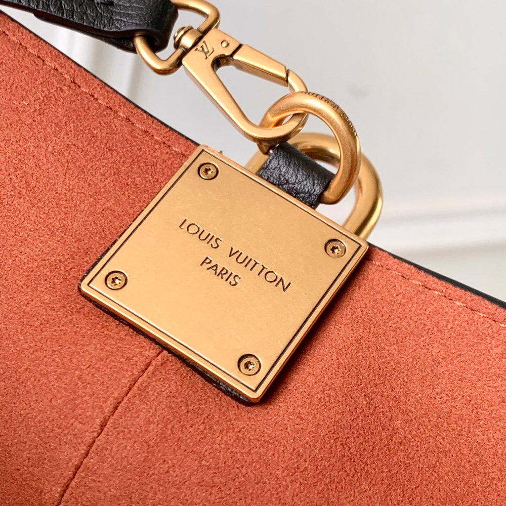LV M25543 Louis Vuitton Low Key All In BB Bag Black