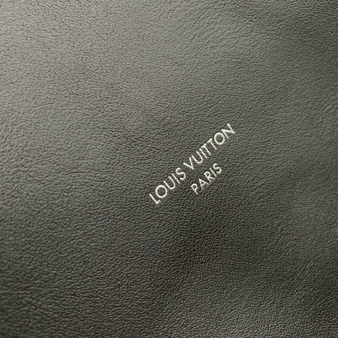 LV M25545 Louis Vuitton Off Duty Vibe MM Bag Black