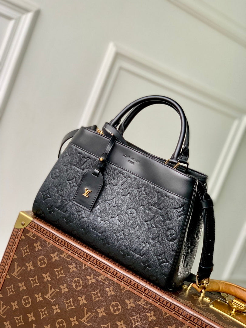 LV M25577 Louis Vuitton Avenue PM Bag Black