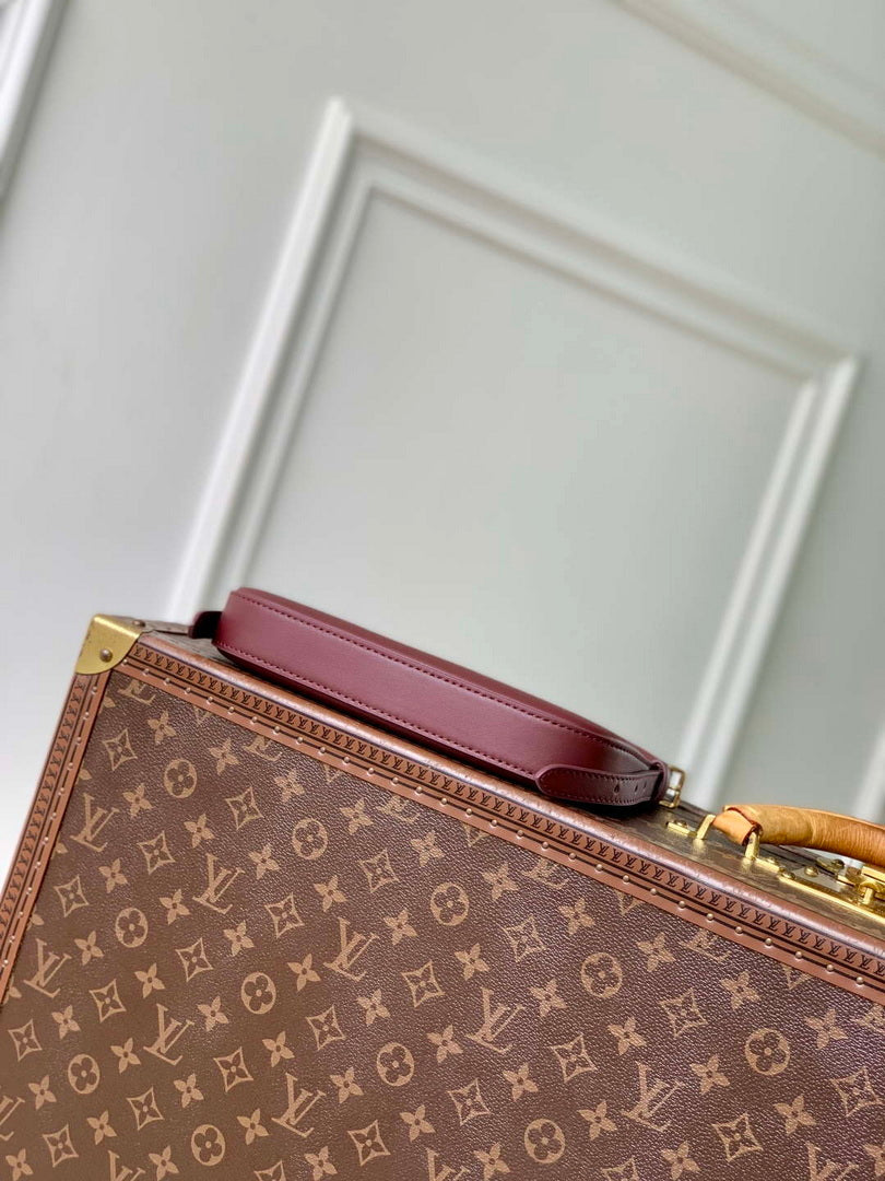 LV M25650 Louis Vuitton Pochette LV BLoom Bag Grenat Red