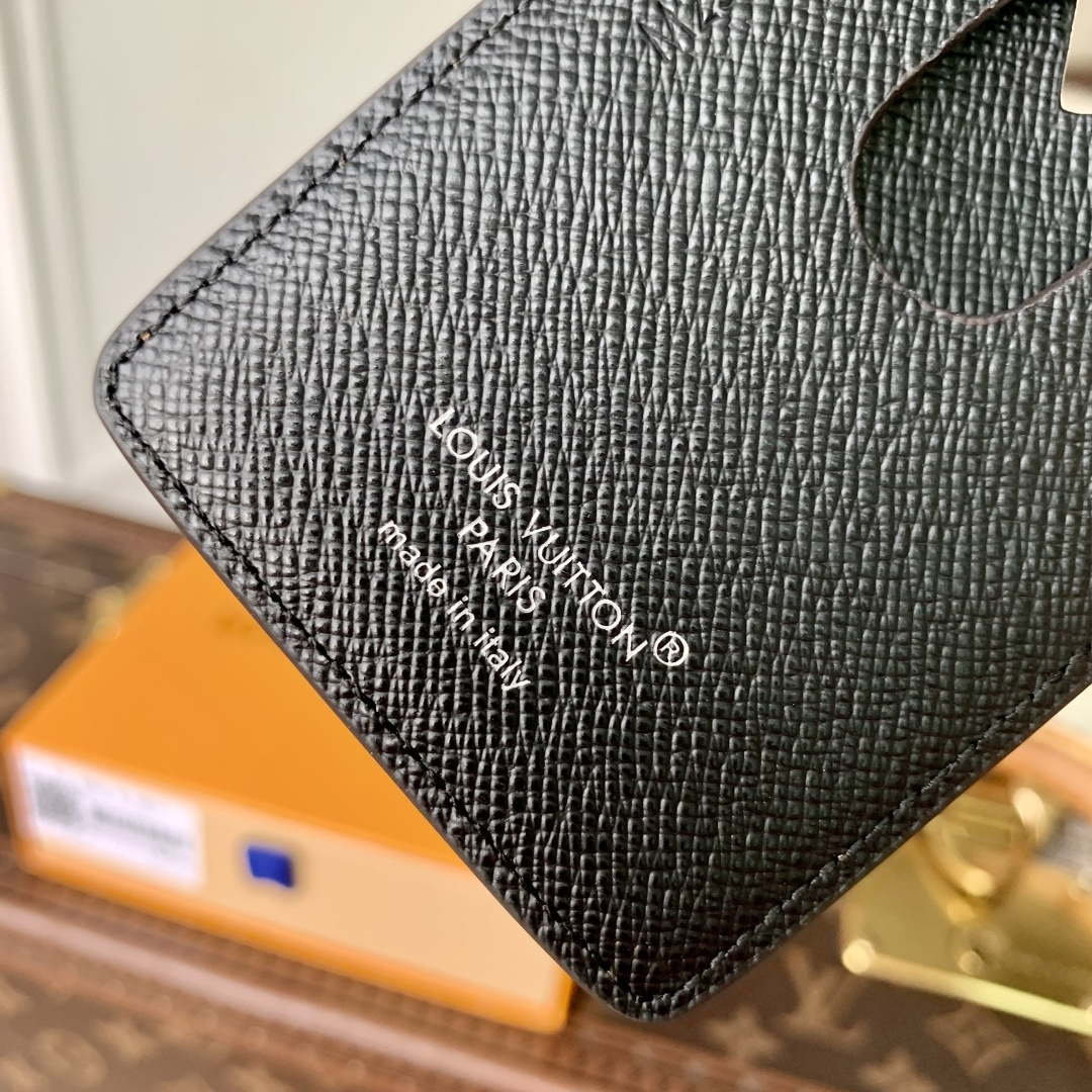 LV M25654 Louis Vuitton Porte-Cartes Magnet
