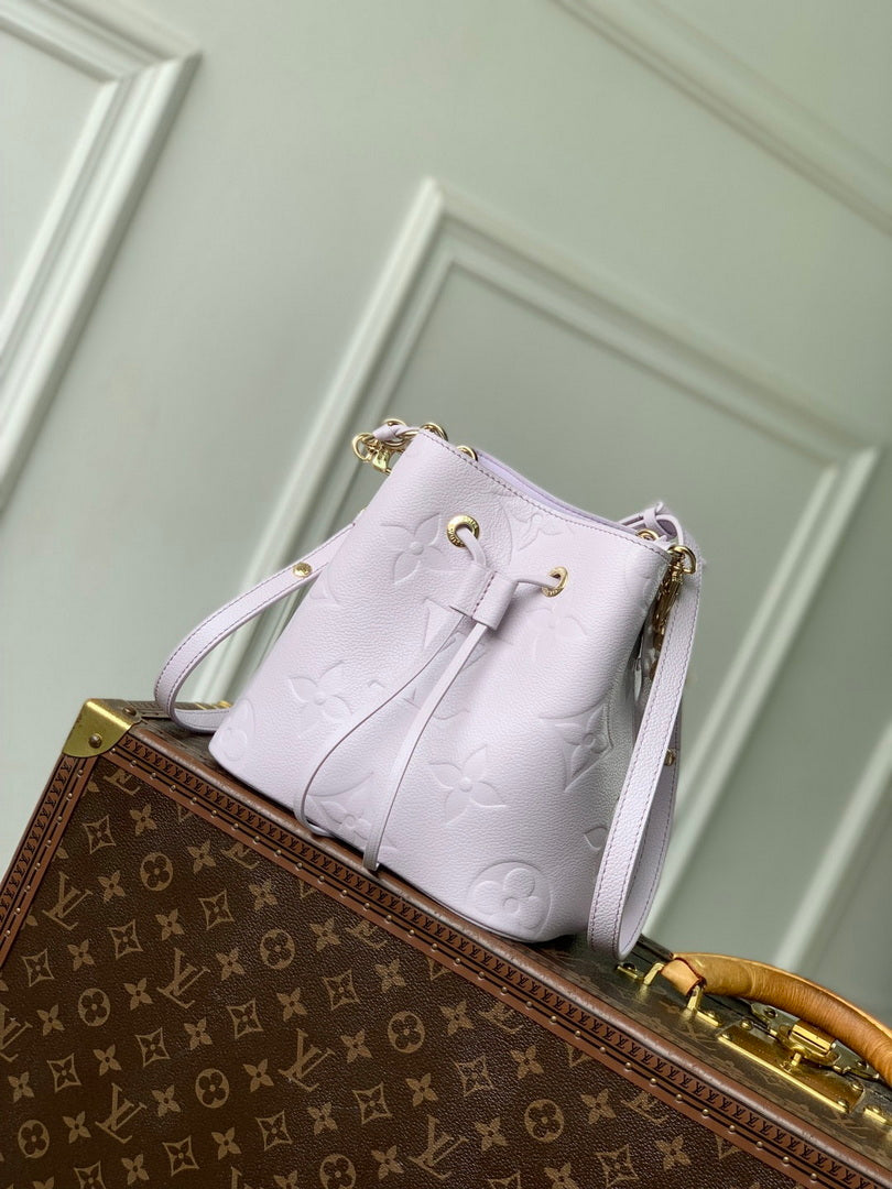 LV M25675 Louis Vuitton N¨¦oNo¨¦ BB Bag Misty Lilac