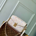 LV M25682 Louis Vuitton Pochette M¨¦tis East West Dream Cream