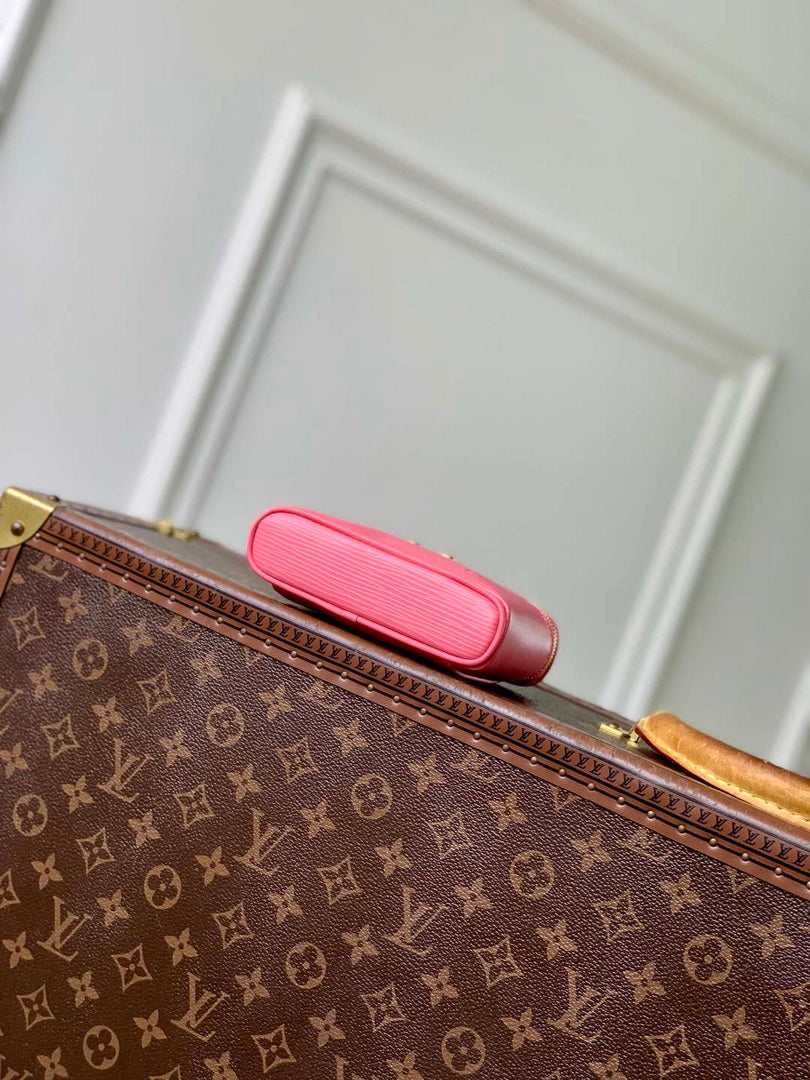 LV M25690 Louis Vuitton Nice Beauty Bag Tender Bliss