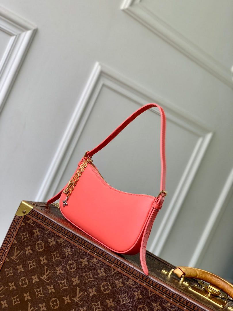 LV M25784 Louis Vuitton Pochette LV Bloom Bag Rose red