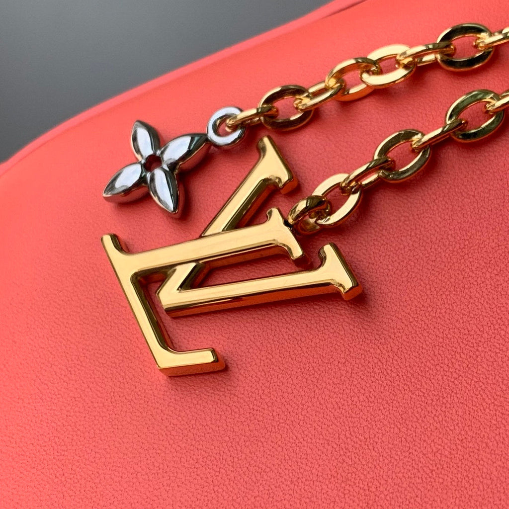 LV M25784 Louis Vuitton Pochette LV Bloom Bag Rose red
