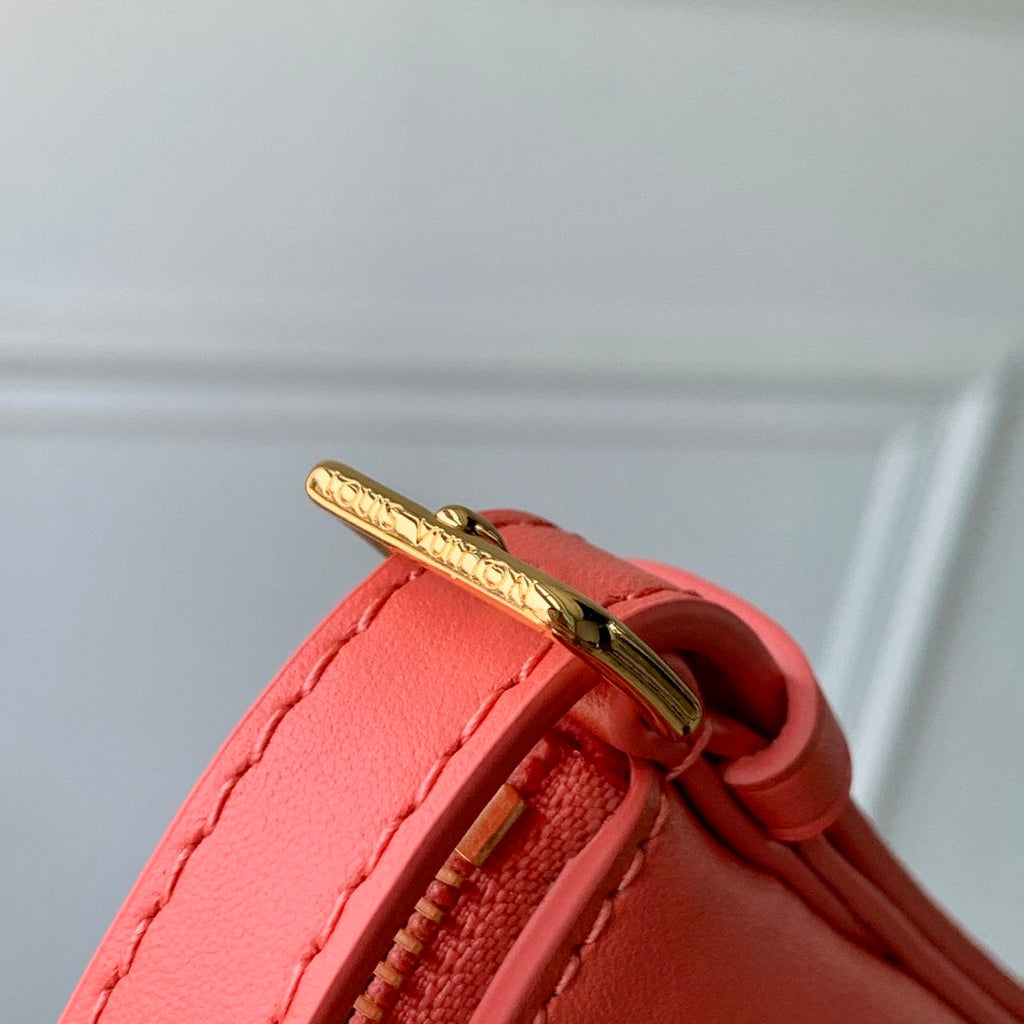 LV M25784 Louis Vuitton Pochette LV Bloom Bag Rose red