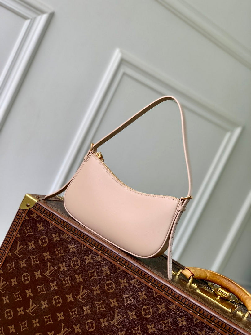 LV M25784 Louis Vuitton Pochette LV Bloom Bag Sand