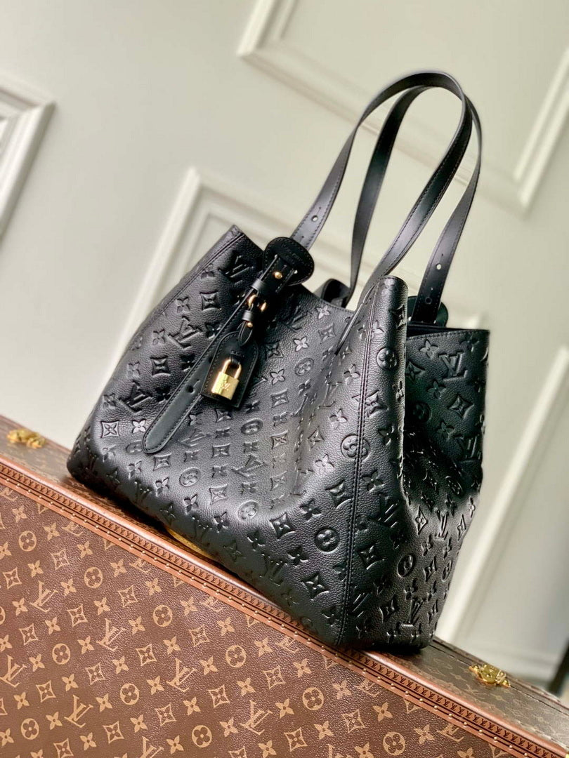 LV M25860 Louis Vuitton All In One MM Bag Black
