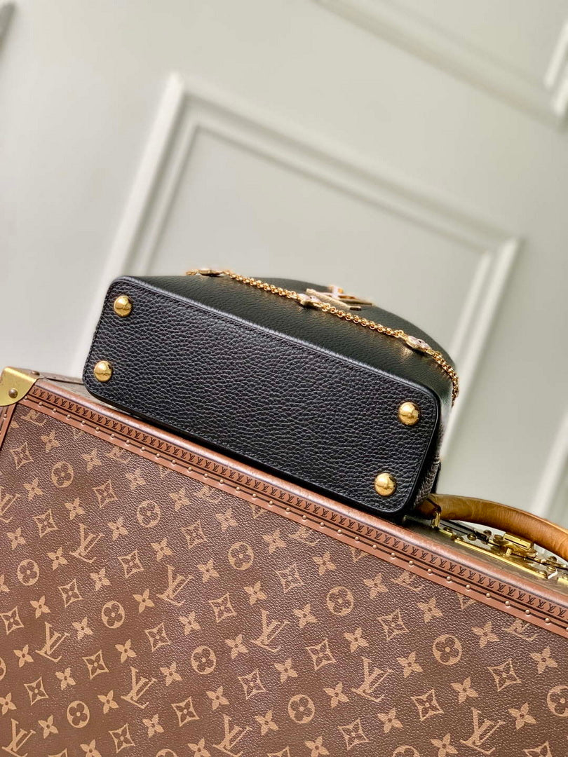 LV M25862 Louis Vuitton Capucines BB Bag Black
