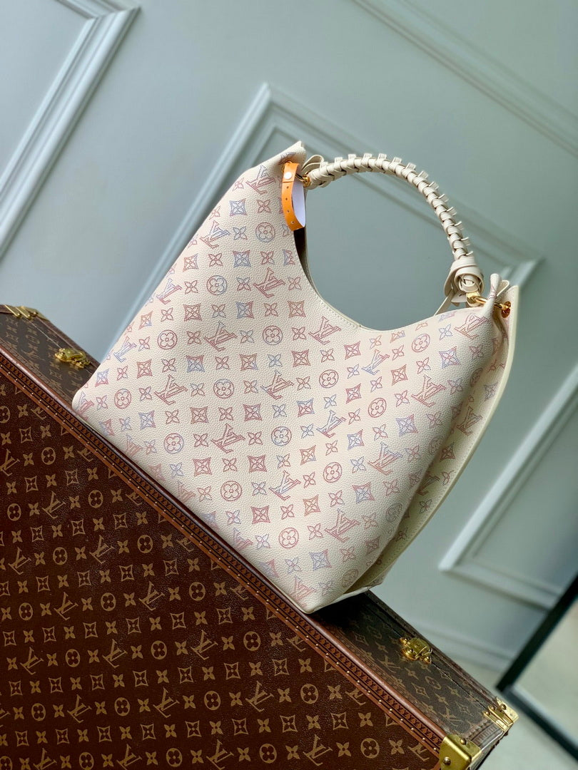 LV M25894 Louis Vuitton Carmel Handbag Dream Cream