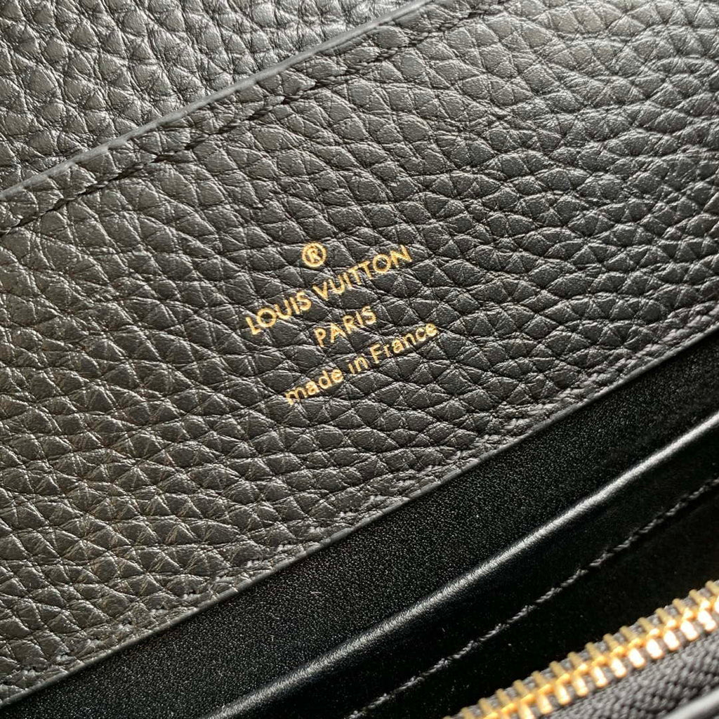 LV M25903 Louis Vuitton Capucines Mini Bag Black