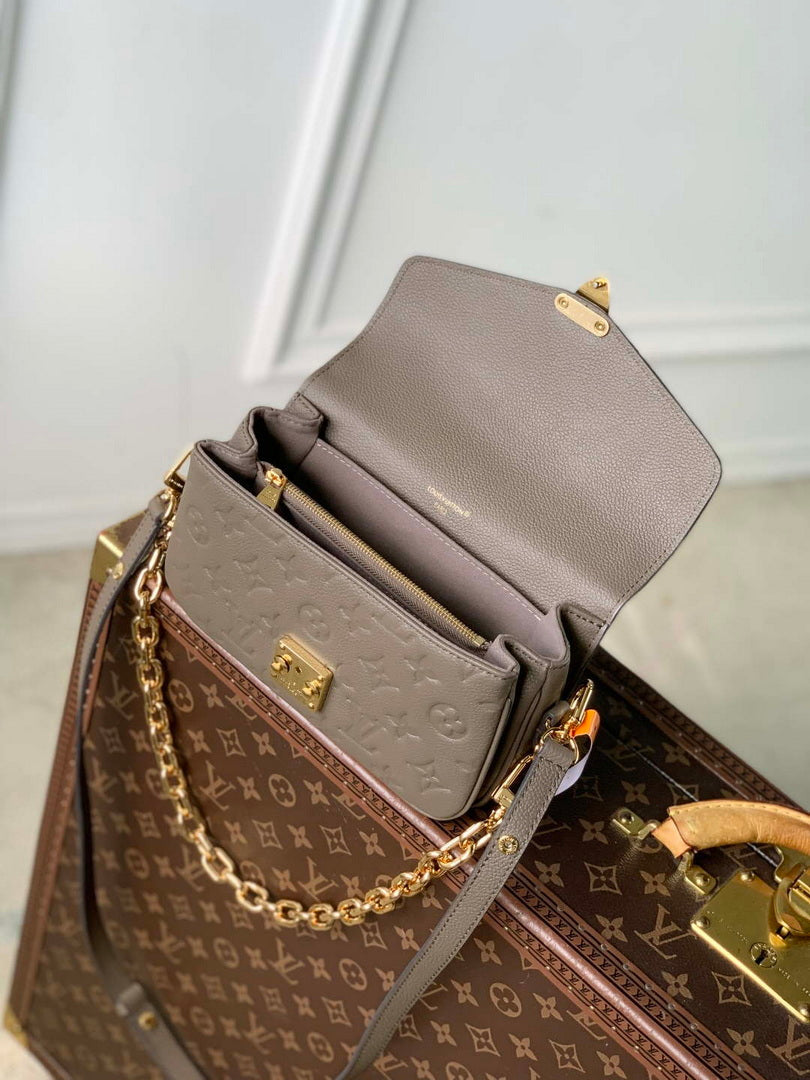 LV M25910 Louis Vuitton Pochette Metis East West Bag Smoke