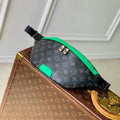 LV M25924 Louis Vuitton Discovery Bumbag Bamboo Green