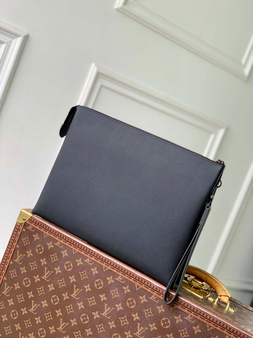 LV M25943 Louis Vuitton Duo Pouch Bag Black