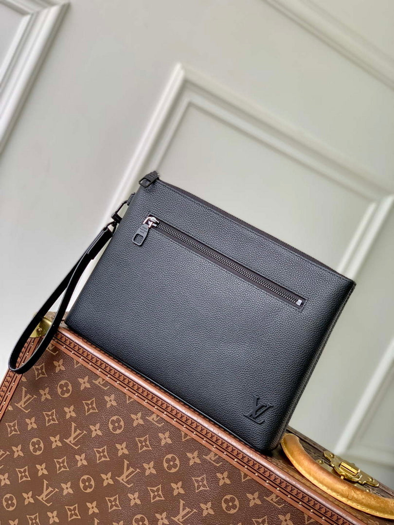LV M25955 Louis Vuitton Takeoff Pouch Bag Black
