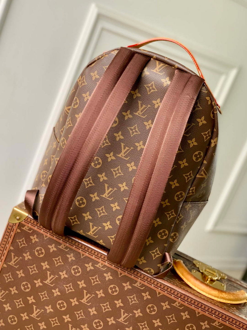 LV M25979 Louis Vuitton Discovery Cargo Backpack
