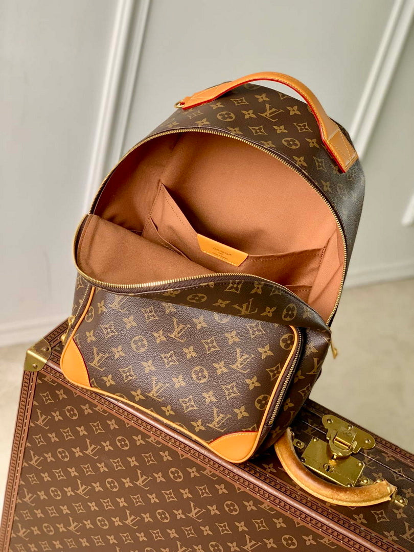 LV M25979 Louis Vuitton Discovery Cargo Backpack