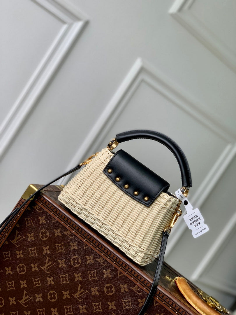 LV M26003 Louis Vuitton Capucines Mini Bag Black