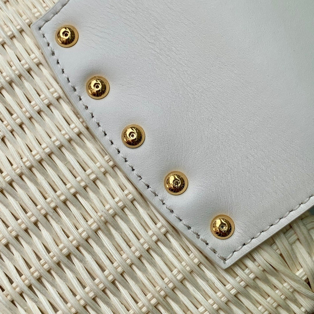 LV M26004 Louis Vuitton Capucines Mini Bag White