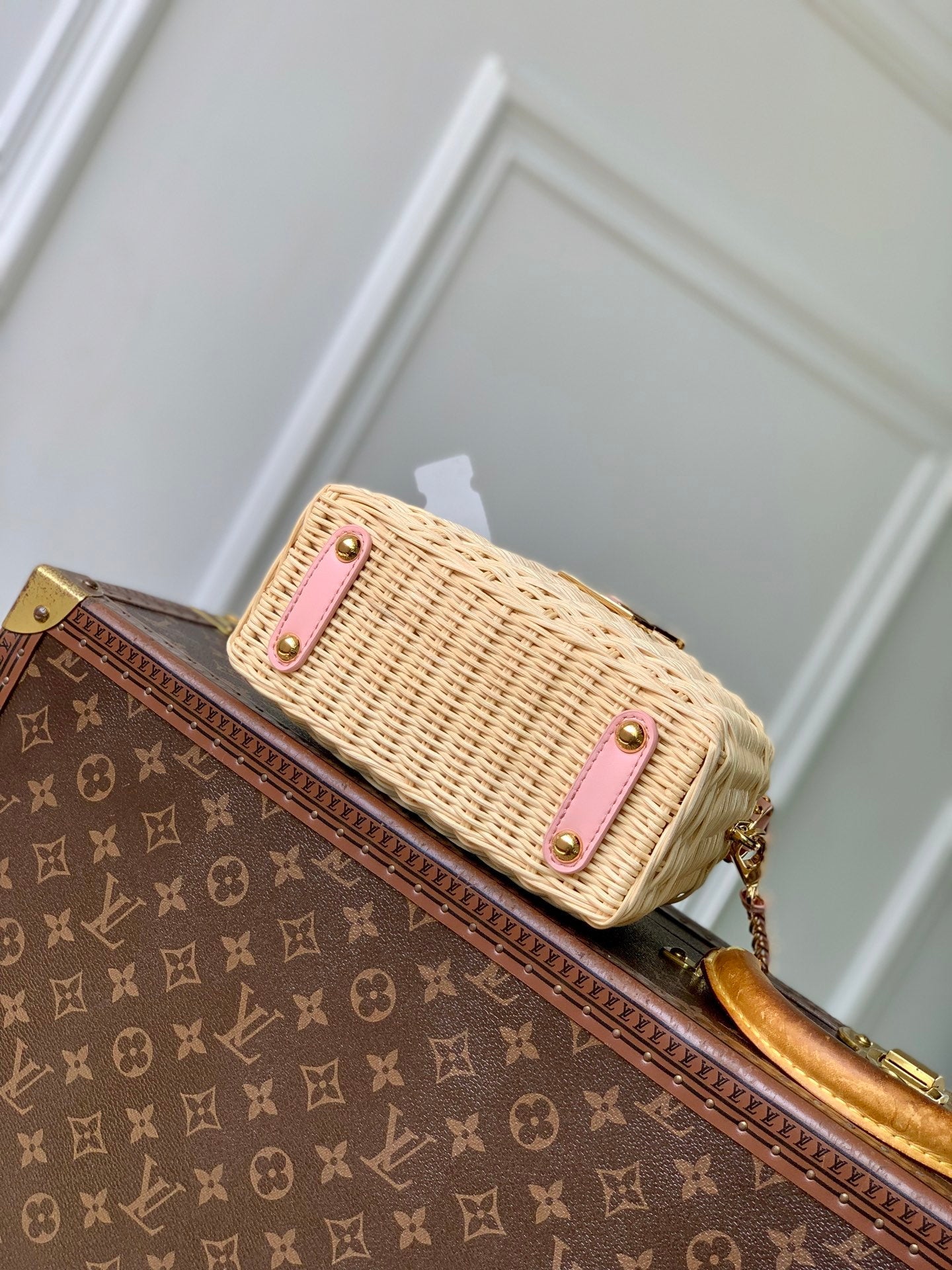 LV M26005 Louis Vuitton Capucines Mini Bag Light Pink - Default Title - View 4