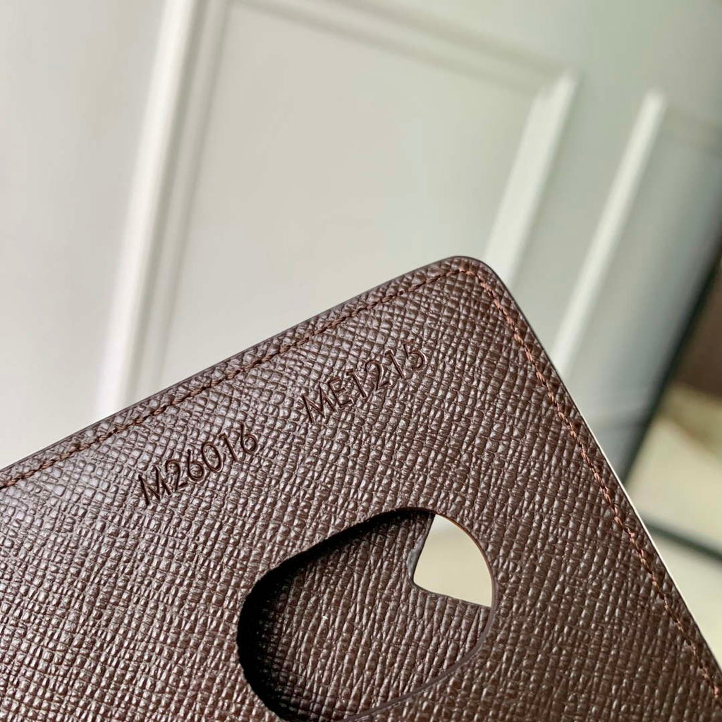 LV M26016 Louis Vuitton Porte-Cartes Magnet Brown