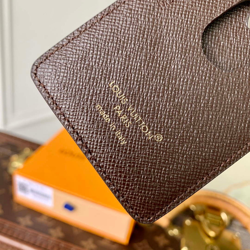LV M26016 Louis Vuitton Porte-Cartes Magnet Brown