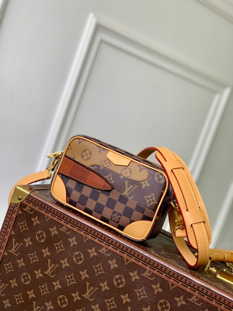 LV M26020 Louis Vuitton Trocad¨¦ro Wearable Wallet Brown