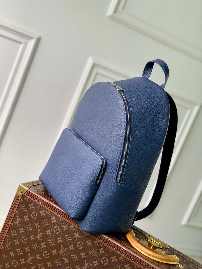LV M26022 Louis Vuitton Discovery Work Backpack Navy Blue