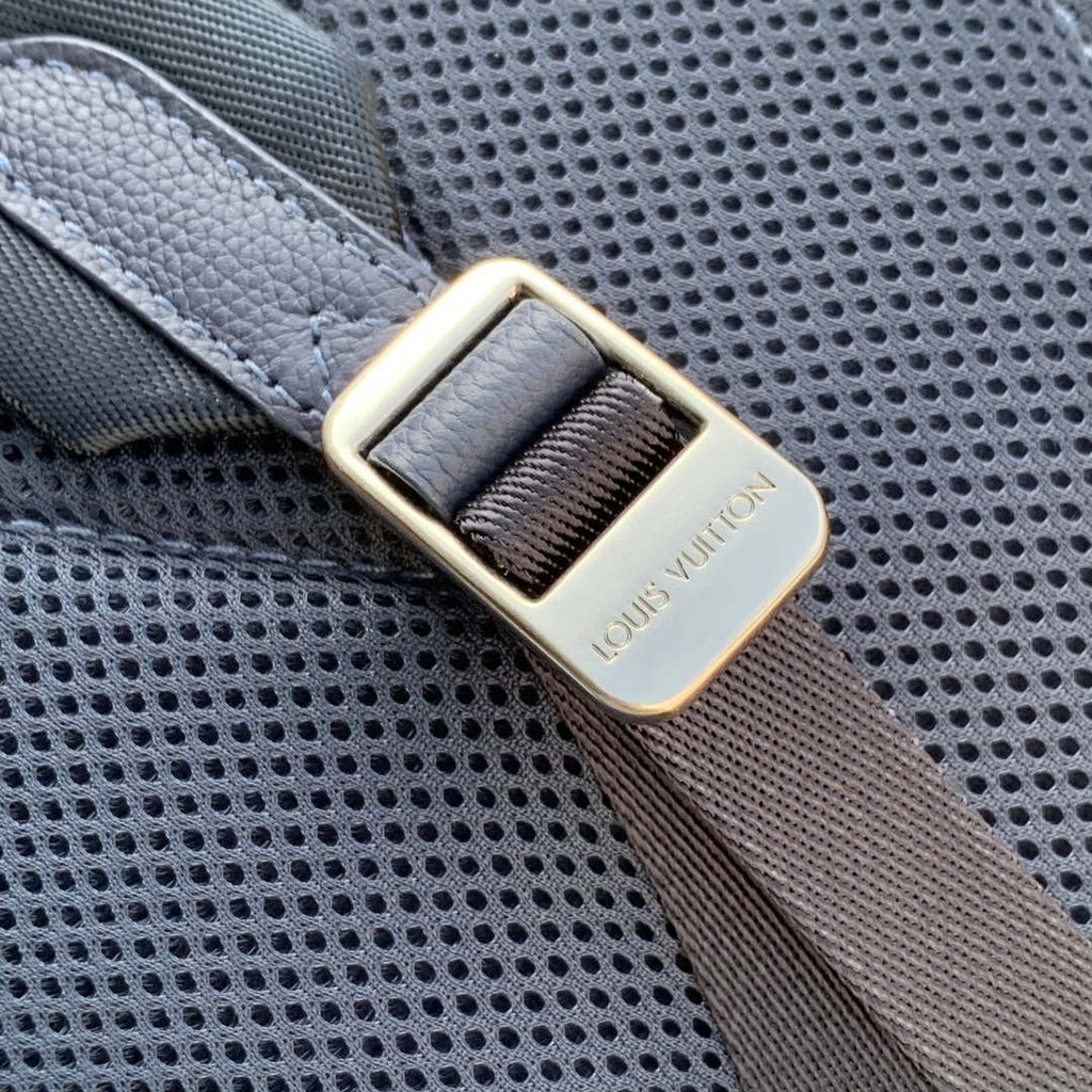 LV M26022 Louis Vuitton Discovery Work Backpack Navy Blue