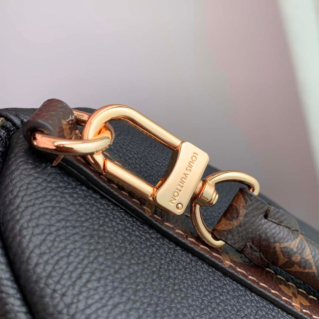 LV M26039 Louis Vuitton Express PM Bag Black