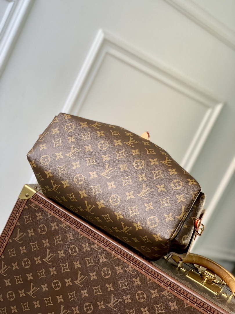 LV M26040 Louis Vuitton Odyssee MM Bag