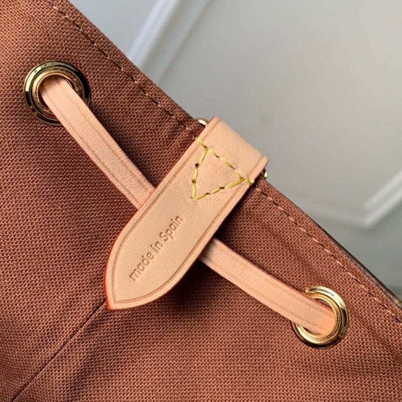 LV M26040 Louis Vuitton Odyssee MM Bag