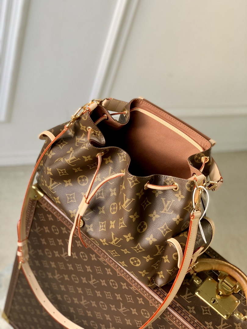 LV M26040 Louis Vuitton Odyssee MM Bag