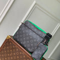 LV M26052 Louis Vuitton Trio Messenger Bamboo Green